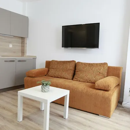 Center Place Apartment Pressburg