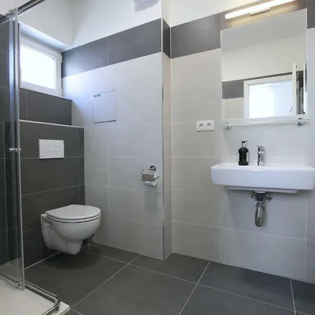 Center Place * Pozsony