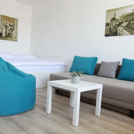 Center Place * Pozsony