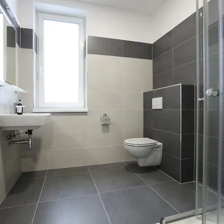 Center Place * 布拉迪斯拉发