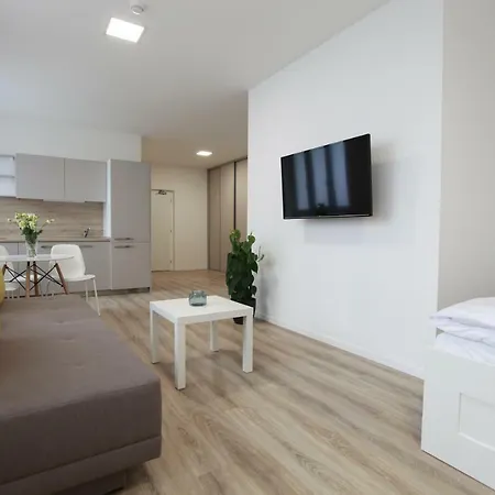 Center Place * Pozsony