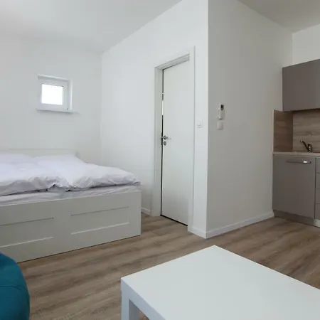Apartment Center Place Pressburg