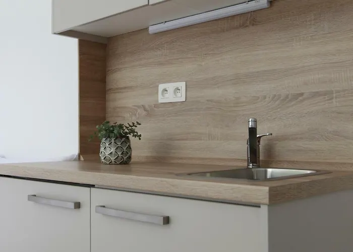 Center Place Apartment