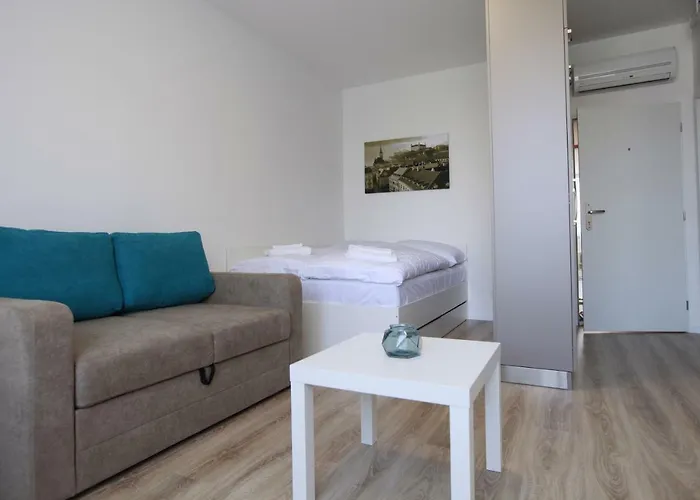 Center Place Apartment