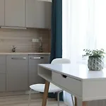 Center Place Apartament *